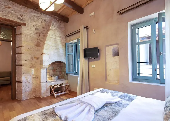 Domus Clodia, Sensing Rethymno\'S Old Town!